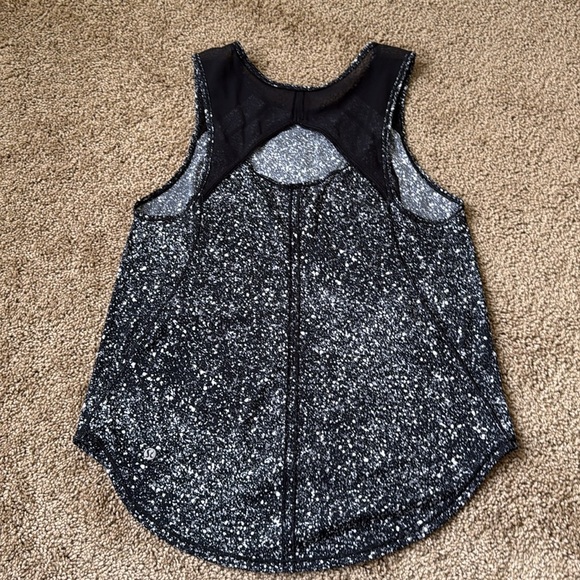 Lululemon Sculpt Tank Splatter Design White Black - Picture 5 of 9